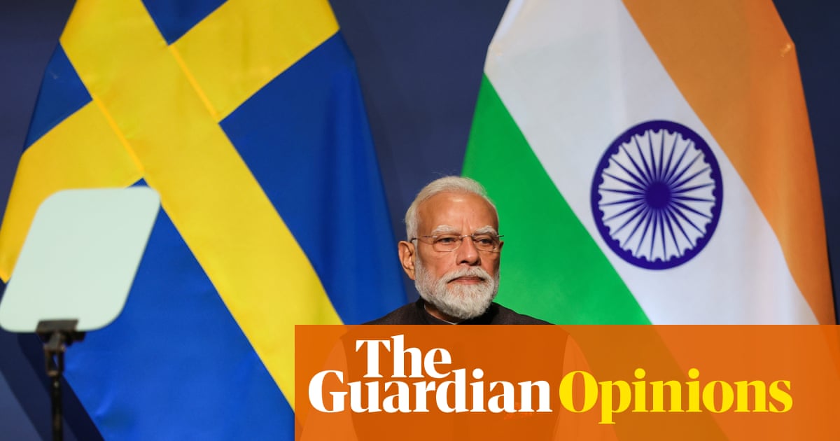 The commission charged with revising salaries and pensions for India's 6.5 million central government employees and pensioners has begun its regional outreach schedule, though sources indicate the deadline for submitting recommendations may