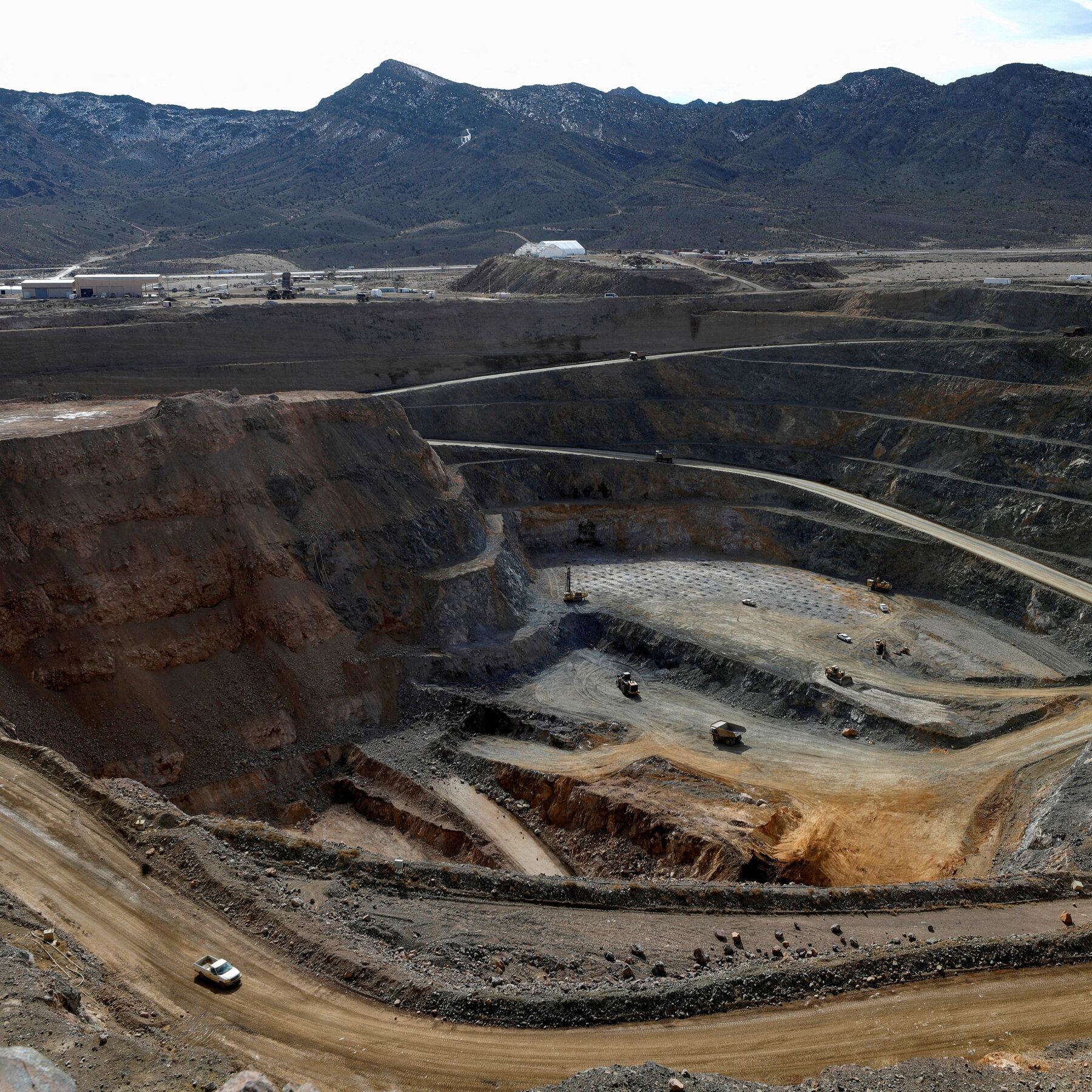 Denso Corporation, Toyota Motor's largest supplier, is committing heavy R&D spending to reduce its dependence on rare-earth materials — a move that reflects both the escalating cost pressures facing Japanese manufacturers and the broader re…