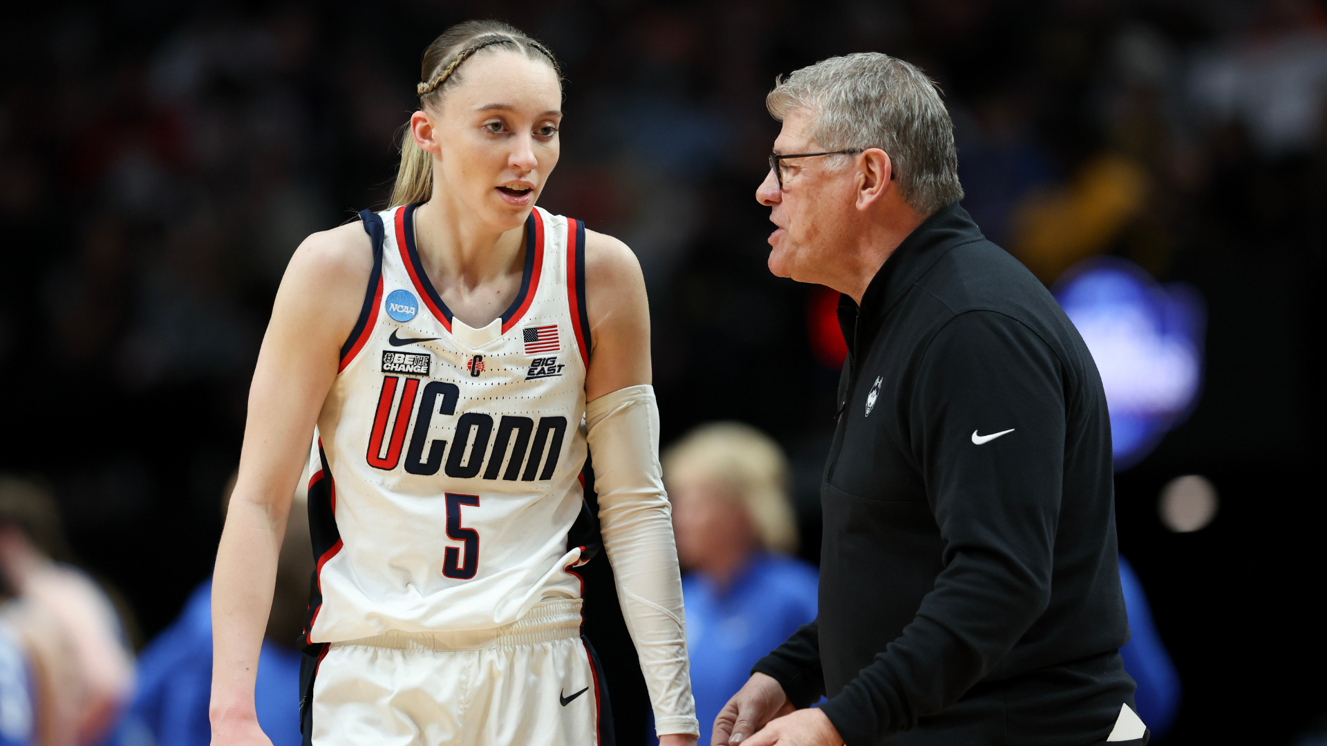 Stephon Castle, the former UConn star who helped the Huskies win a national championship in 2024, watched the San Antonio Spurs punch their ticket to the NBA Finals for the first time in over a decade — then shared a moment with fellow UCon…