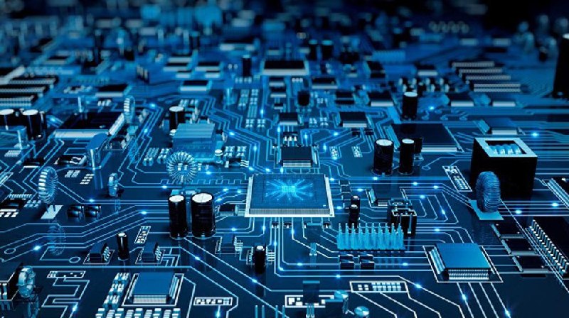 An Iranian state-media broadcast frame used to illustrate reporting on the country's microelectronics research output.