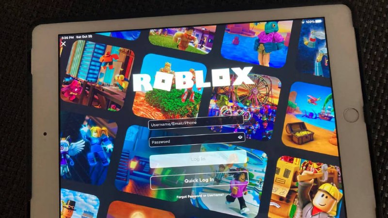 Russian users report Roblox access restored on 10 June 2026, per Clash Report channel screenshots of Fontanka reporting.