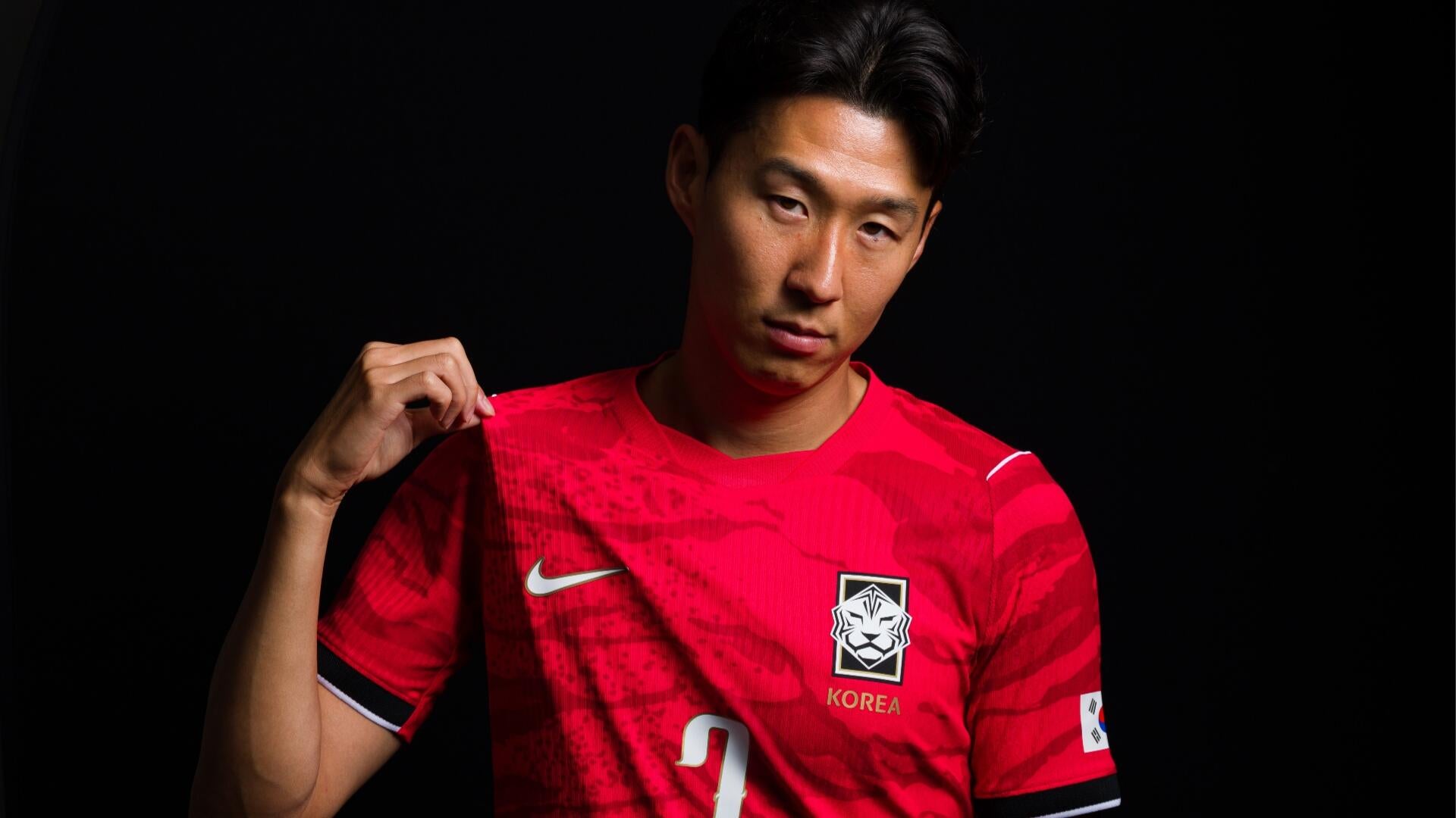 South Korea's Son Heung-min and teammates warm up ahead of the FIFA World Cup Group H opener against Czechia at Houston's NRG Stadium on 11 June 2026.