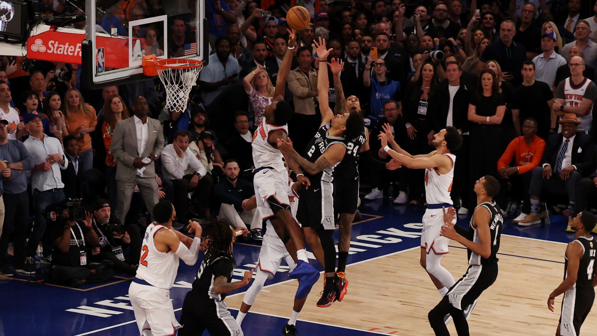 The Knicks levelled the 2026 NBA Finals at 2-2 behind a raucous Game 4 at Madison Square Garden, with the series now headed back west with momentum and noise on New York's side.