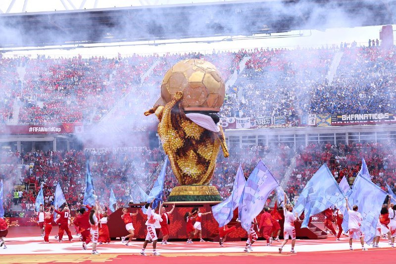 Bosnian supporters turned Canada's World Cup opener in Toronto into a Palestine protest stage on Saturday, while the day's wire moved on to scorelines from Cape Verde, Egypt and a Swedish win that cost Tunisia's manager his job.