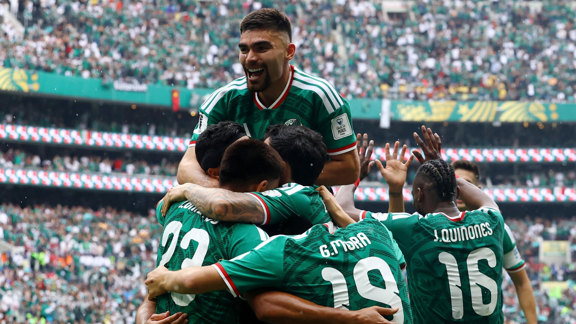 SportsLine's model favors El Tri and the Canucks in Thursday's parlay card.