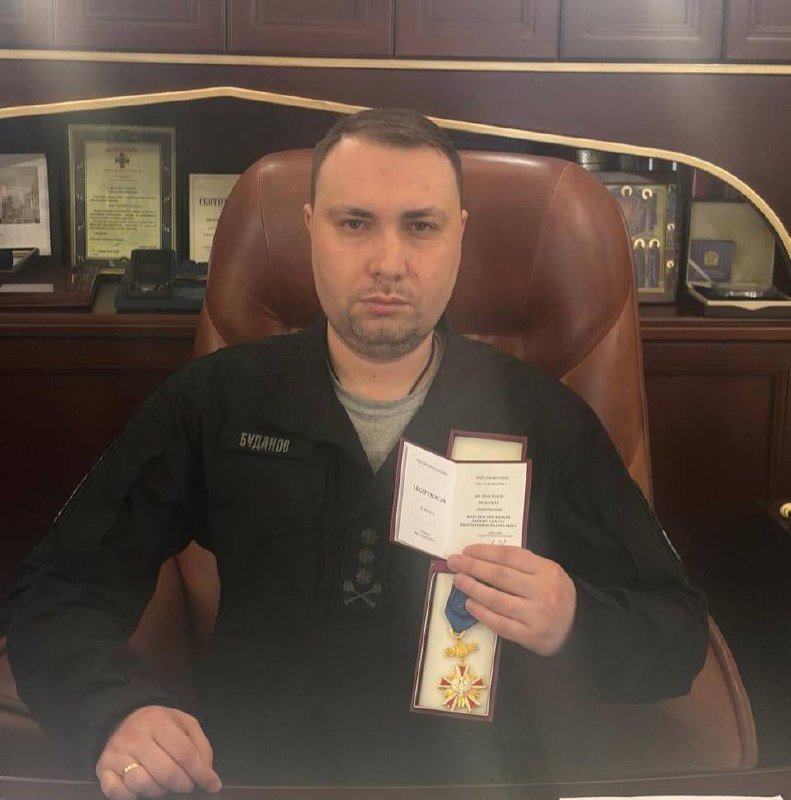 An X post by user @itamarbengvir displays a notice stating "This Post violated the X Rules," alongside Hebrew text and engagement metrics showing 17M views.