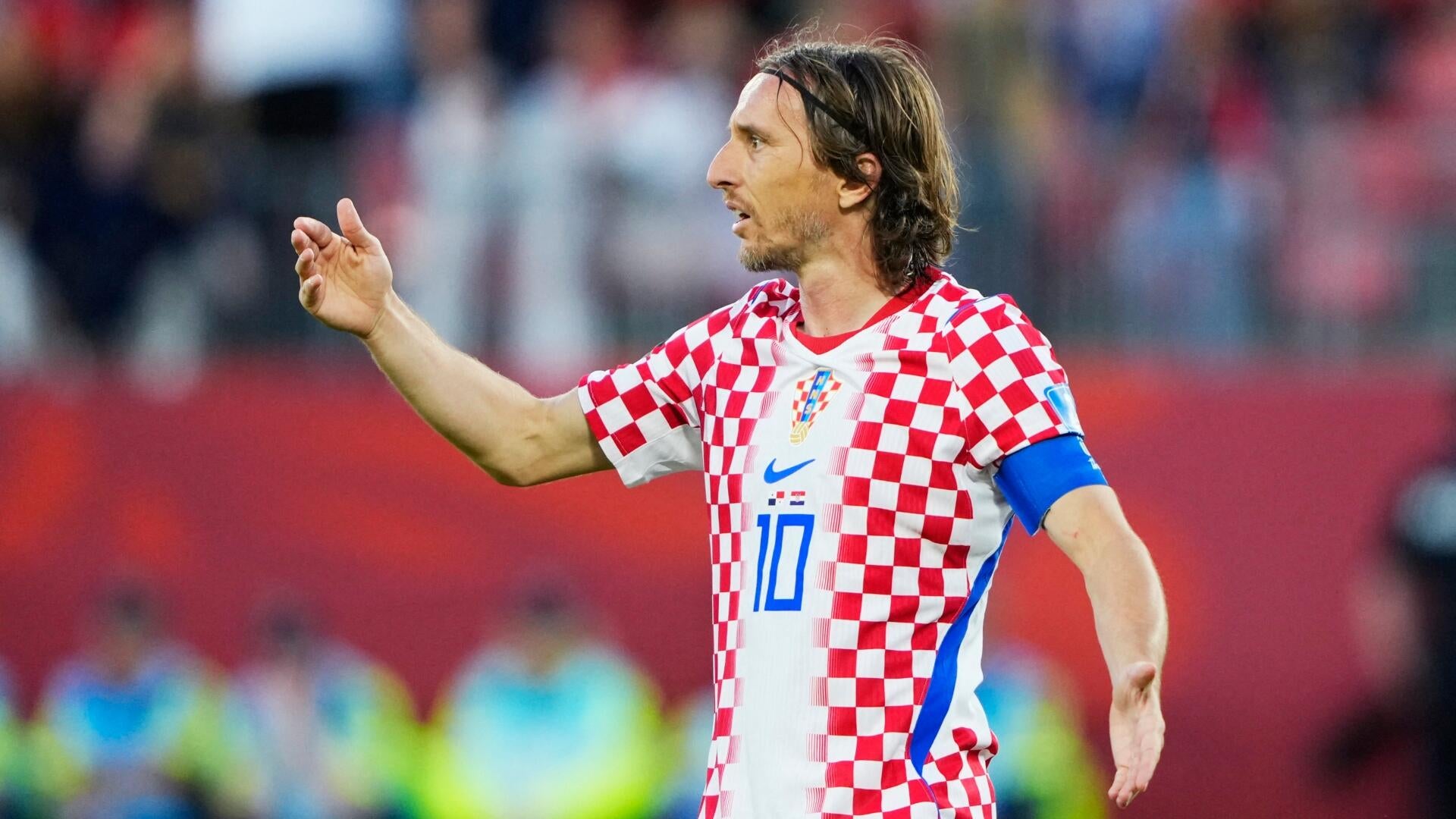 A late Croatian winner in the final Group H fixture sends Zlatko Dalić’s side through, while Ghana head home and Iran confirm Carlos Queiroz will not be staying on regardless of result.