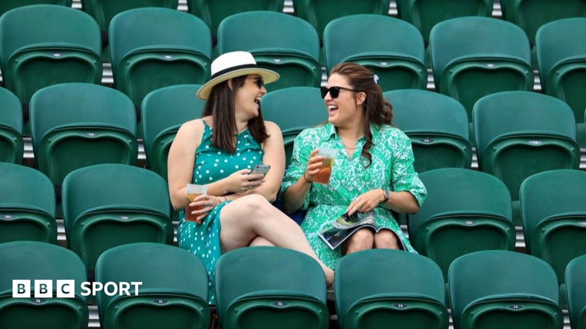 A 2024 champion's experience beat a teenage contender's momentum at the All England Club, leaving the women's draw suddenly open on its bottom half.