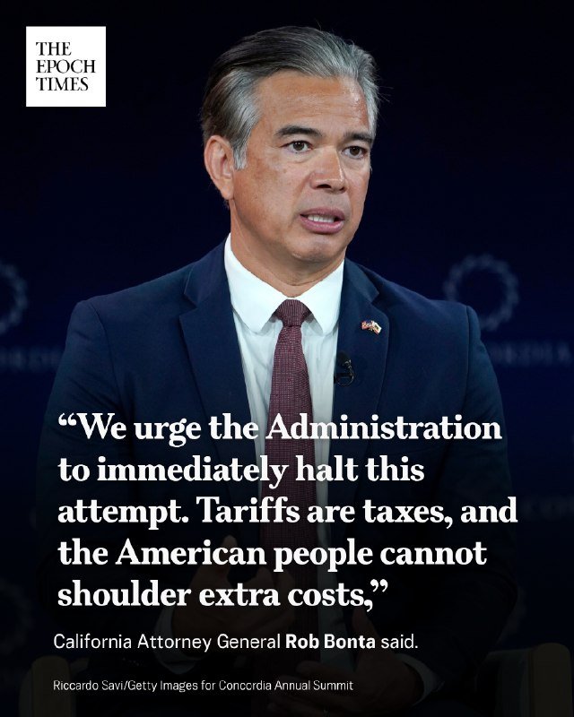 A gray-haired man in a dark suit and red tie speaks, accompanied by an overlaid quote and "The Epoch Times" logo.