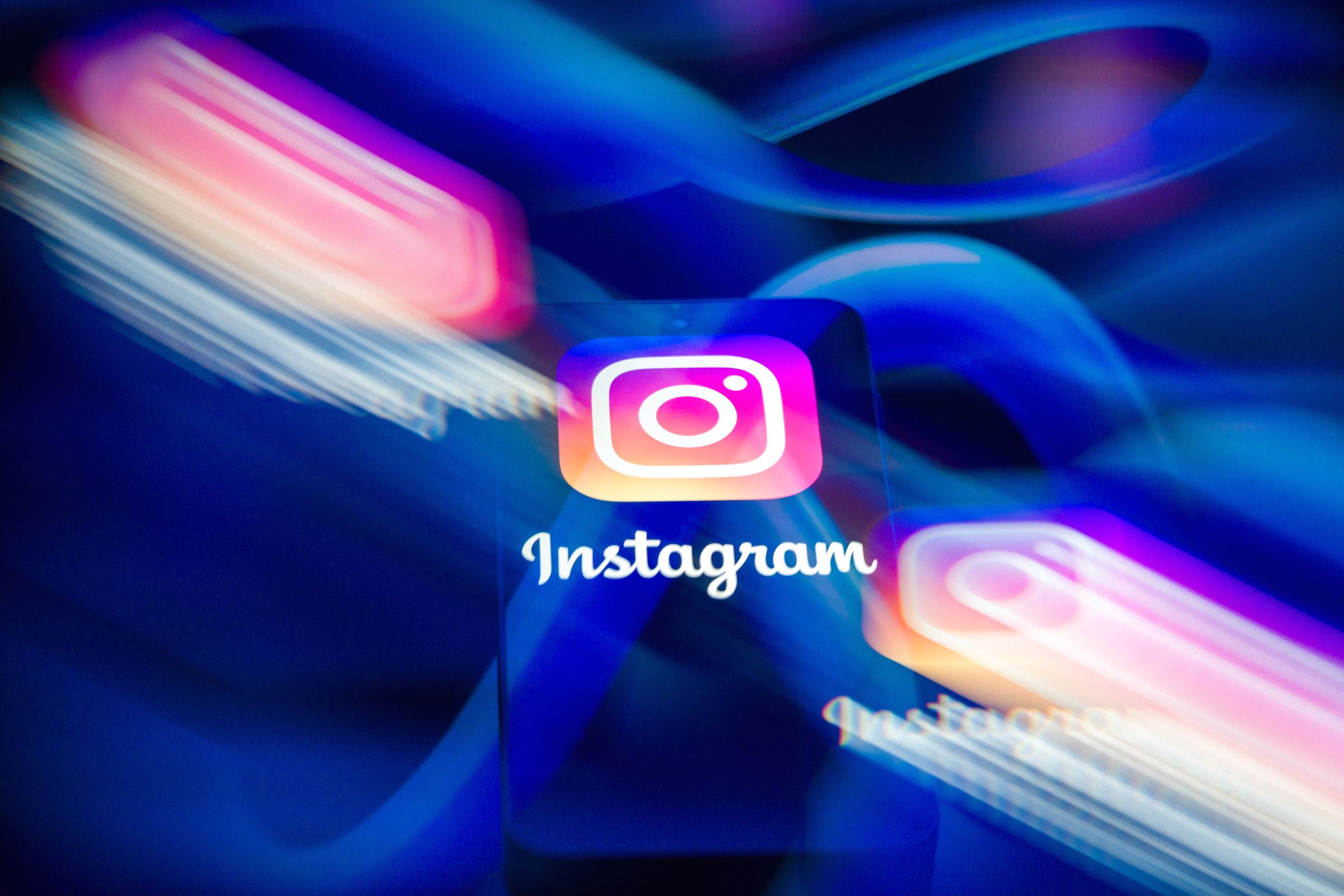 A digital screenshot shows a restaurant website titled "Little Lemon" with an overlaid AI chat window drafting Instagram captions for a "This Week's Specials" promotion.