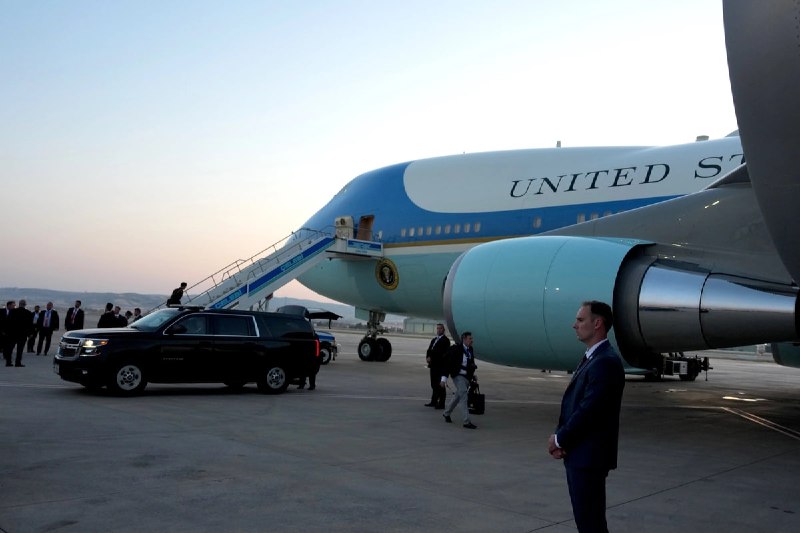 The president left The Hague aboard a decades-old VC-25A rather than the newly delivered Qatari-donated 747-8, telling reporters he did not want to give up the older aircraft for unspecified security reasons.