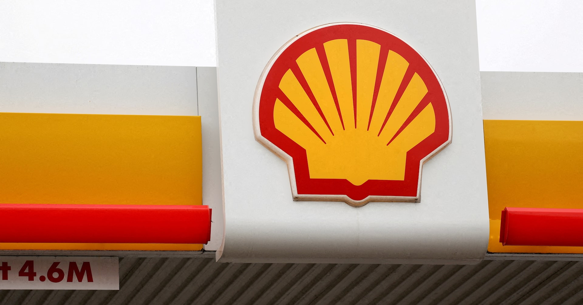 Two Iranian warnings, two US strike waves, and a tanker corridor that carries roughly a fifth of global oil: the July escalation is now reshaping both Gulf diplomacy and energy pricing in real time.