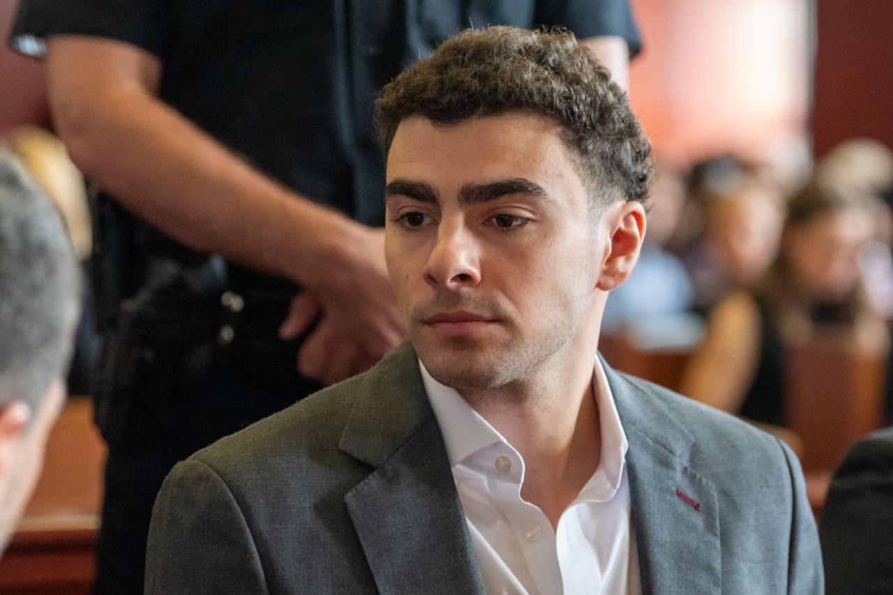 Luigi Mangione is expected to plead guilty to the federal stalking charges filed over the December 2024 killing of UnitedHealthcare chief executive Brian Thompson, the New York Times reported on 13 August 2026, the same day his defence lawy…