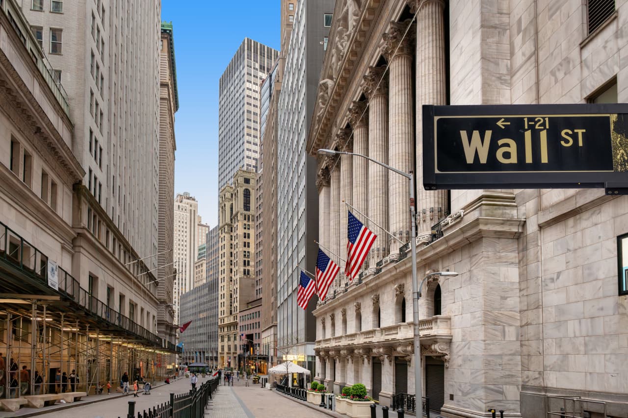 Trading screens at the New York Stock Exchange as US Treasury yields rise in early September 2026.