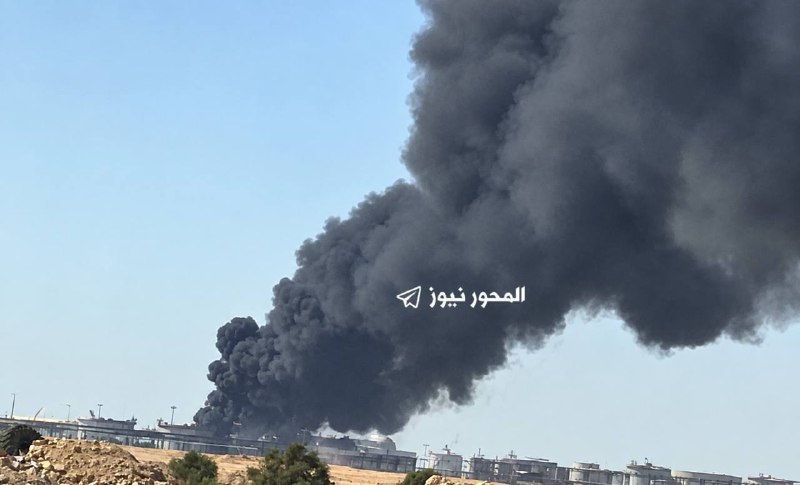 Smoke reported near the Aramco refinery in Riyadh on 3 October 2026, according to images circulated on Telegram.