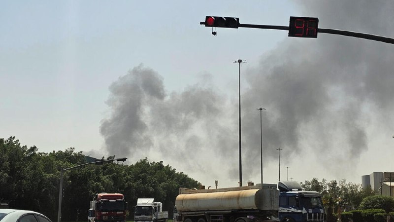 Smoke over Riyadh's northern outskirts after a Houthi missile was intercepted on 7 October 2026, according to the Saudi-led coalition.